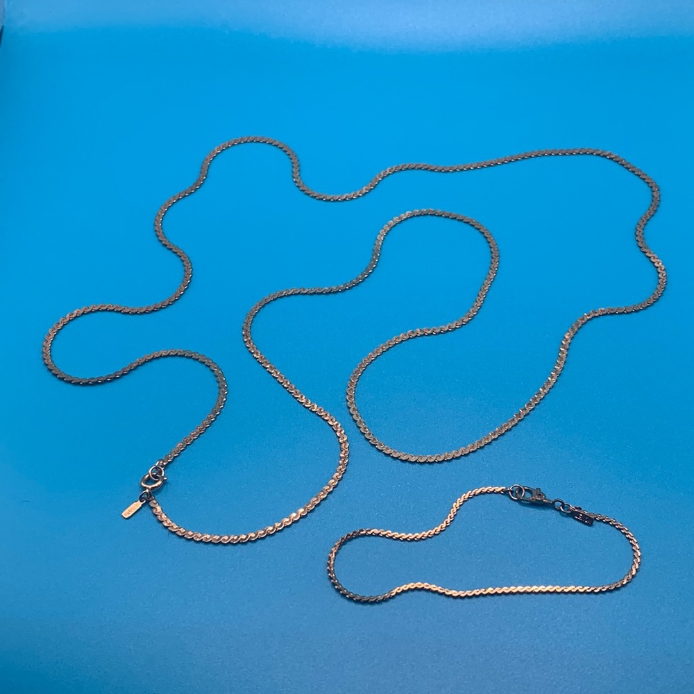 Vintage Monet Long Gold Tone Necklace &  Bracelet